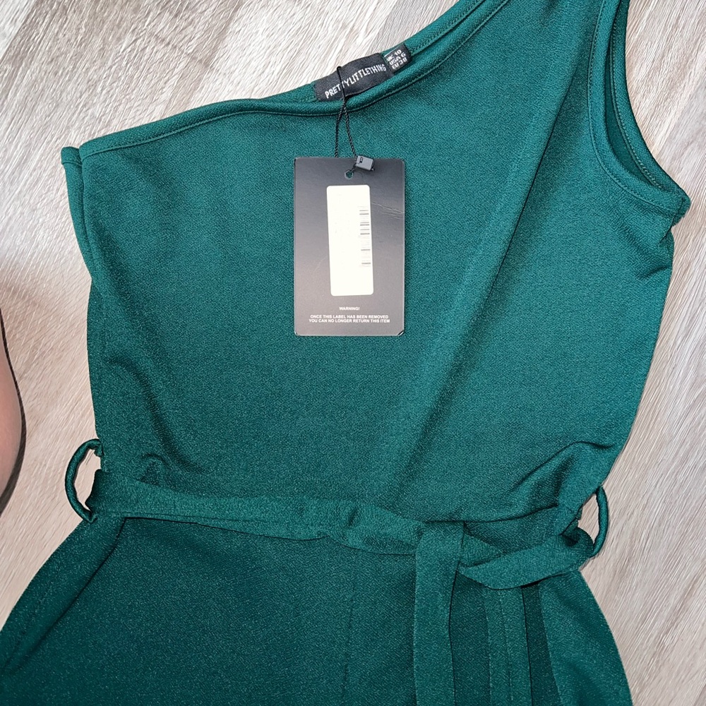 PrettyLittleThing Teal One-Shoulder Jumpsuit - Picture 3 of 3